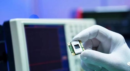 兩江新區(qū)電子信息產(chǎn)業(yè)一季度投資突破21.4億元，四大市級(jí)重大項(xiàng)目技術(shù)研發(fā)成效顯著